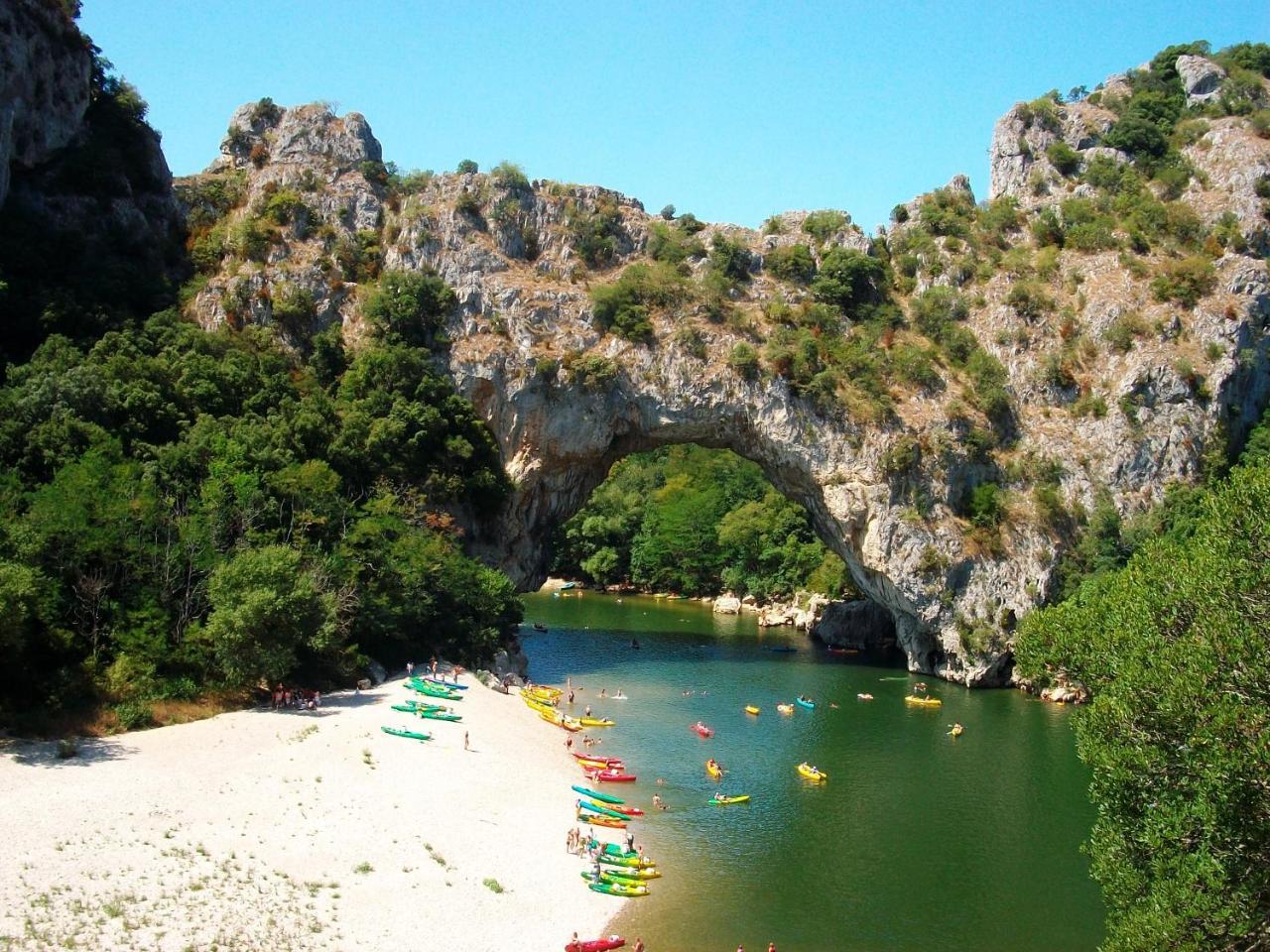 La Maison De Salavas Vallon-Pont-dʼArc Εξωτερικό φωτογραφία